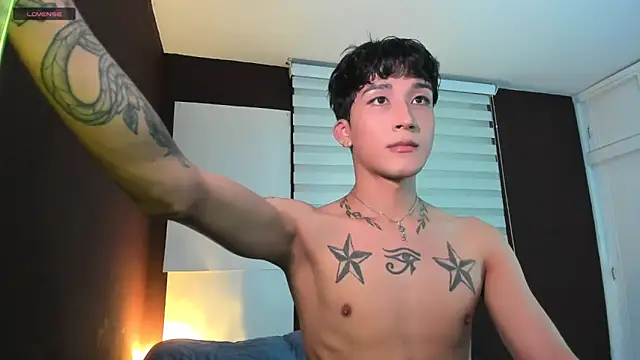 tom Howard online show from April 2026 01:11:02 AM