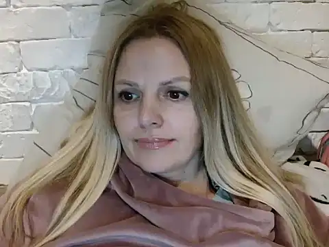 Angel girllovemy online show from November 2025 04:44:01 PM