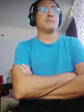 Mghty-cockl88 online show from February 2026 05:00:02 PM