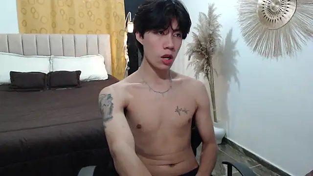 Snapshot of Elio-cam chatting on October 2025 07:19:01 AM Elio-cam online show from October 2025 07:19:01 AM