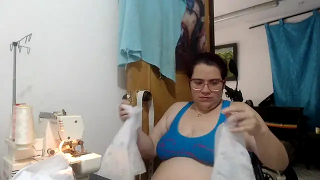 karlythothxh online show from March 2025 06:31:01 PM