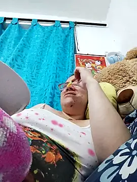 Snapshot of karlythoth@xh chatting on April 2026 08:51:02 PM karlythothxh online show from April 2026 08:51:02 PM