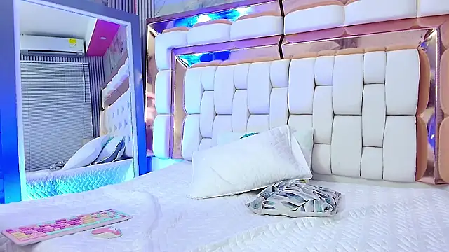 sexysistter online show from January 2025 12:31:01 PM