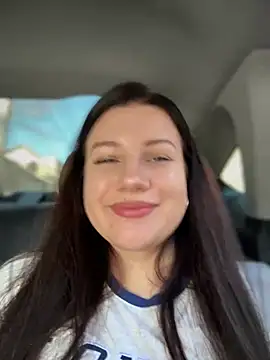 Snapshot of likaxxx chatting on March 2025 08:33:02 AM likaxxx online show from March 2025 08:33:02 AM