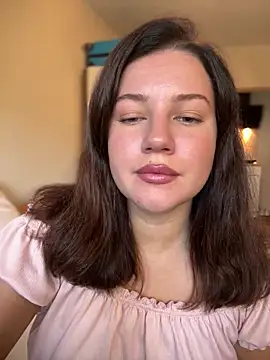 Snapshot of likaxxx chatting on October 2025 11:29:01 AM likaxxx online show from October 2025 11:29:01 AM