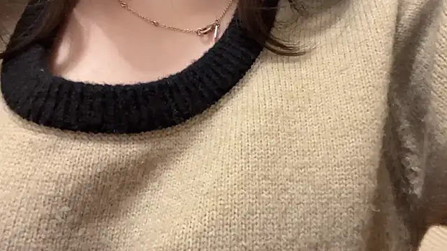 Snapshot of Tw_Zoella chatting on February 2025 07:44:02 AM Tw Zoella online show from February 2025 07:44:02 AM