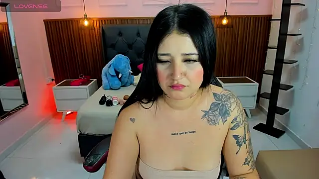 Snapshot of BIANCAROY1 chatting on February 2026 06:52:01 PM BIANCAROY1 online show from February 2026 06:52:01 PM