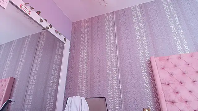 Snapshot of indi_catalina chatting on January 2025 02:59:01 PM indi catalina online show from January 2025 02:59:01 PM