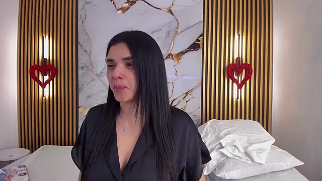 indi catalina online show from April 2026 03:02:01 PM