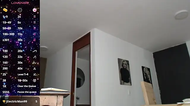 Ferotica mistress online show from December 2024 07:24:02 AM