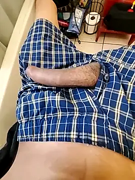 Bigstiffyuh online show from November 2025 07:01:02 PM