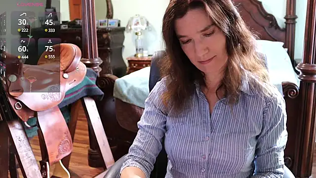 Snapshot of thornburyrose chatting on December 2024 06:31:02 PM thornburyrose online show from December 2024 06:31:02 PM