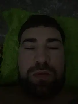 Snapshot of Miguelpm04 chatting on December 2025 11:00:02 PM Miguelpm04 online show from December 2025 11:00:02 PM