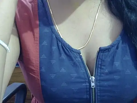 Snapshot of Your_wild_Dia chatting on February 2026 06:22:01 AM Your wild Dia online show from February 2026 06:22:01 AM