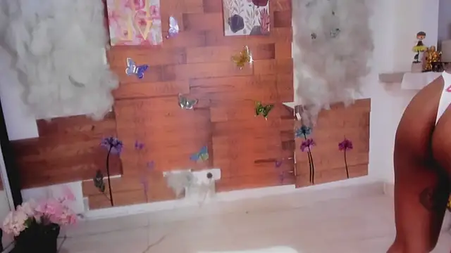 kelly thomson online show from February 2025 04:10:02 PM