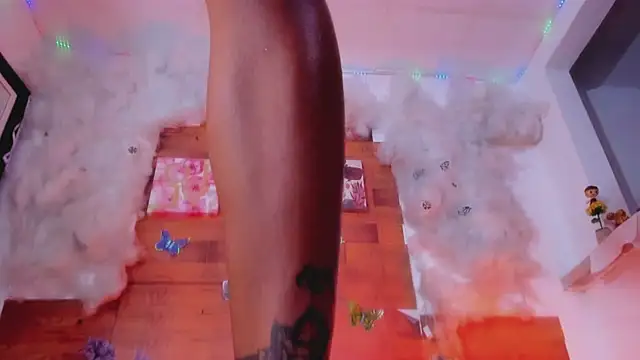 kelly thomson online show from February 2025 09:05:02 PM