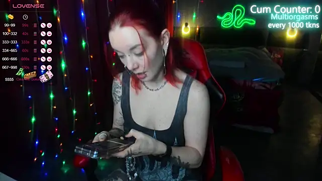 MaxPhoenixx online show from February 2025 09:42:02 PM