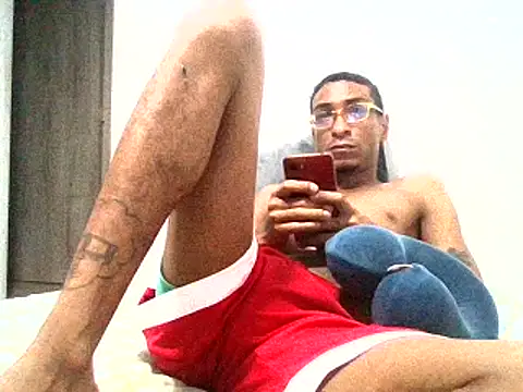 Snapshot of mellow_smoke chatting on May 2026 01:46:01 AM mellow smoke online show from May 2026 01:46:01 AM