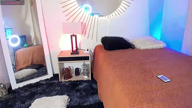 Snapshot of natta_smithh chatting on February 2025 03:20:01 AM natta smithh online show from February 2025 03:20:01 AM