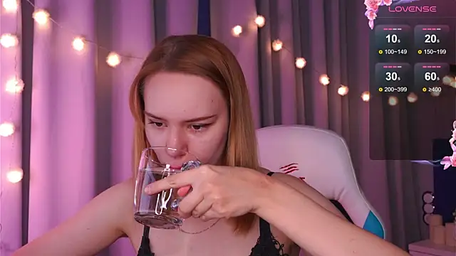 Ramona    online show from January 2025 06:02:01 AM