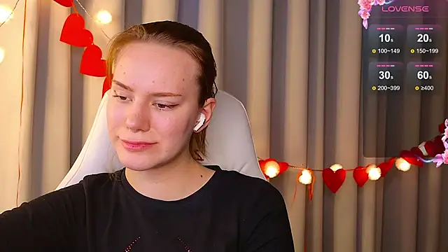 Ramona    online show from February 2025 09:47:02 AM