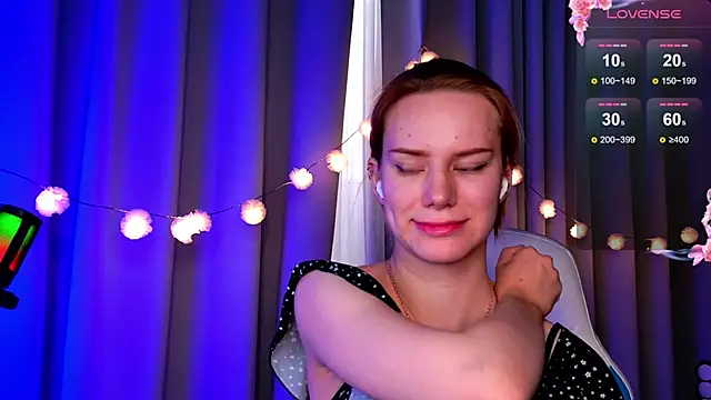 Ramona    online show from March 2025 09:46:02 AM