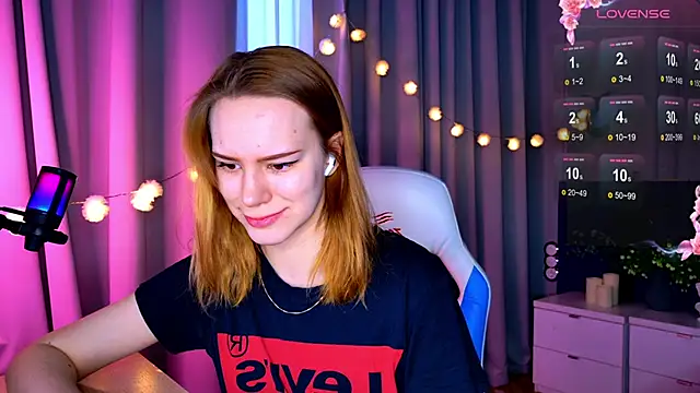 Ramona    online show from March 2025 06:14:02 AM