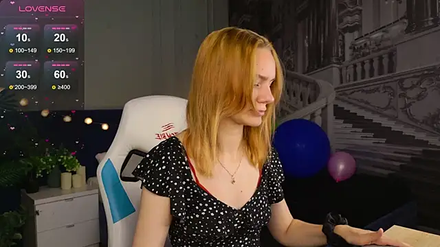 Ramona    online show from September 2025 06:04:02 AM