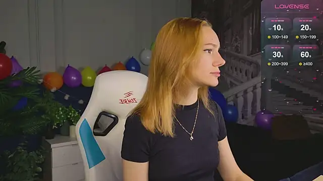 Ramona    online show from September 2025 06:04:02 AM