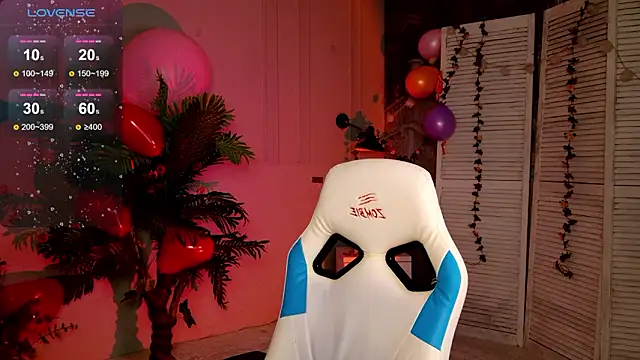 Ramona    online show from February 2026 06:21:01 AM