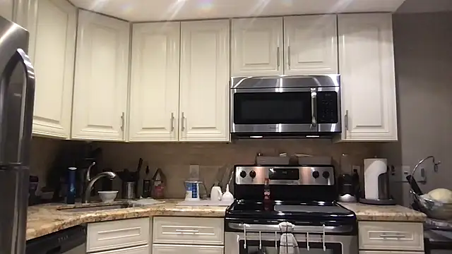 BigGuyMuscle online show from September 2025 12:40:02 PM