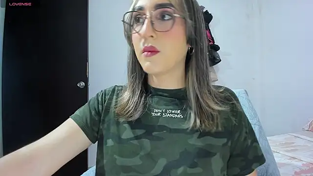 andrea hills online show from April 2026 01:58:02 PM