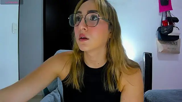 andrea hills online show from July 2026 04:28:01 AM