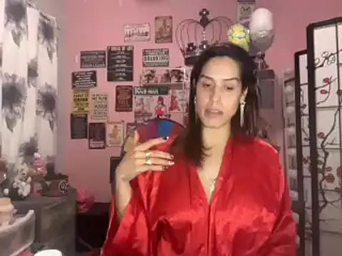 Snapshot of latinacubana chatting on December 2024 10:58:01 AM latinacubana online show from December 2024 10:58:01 AM