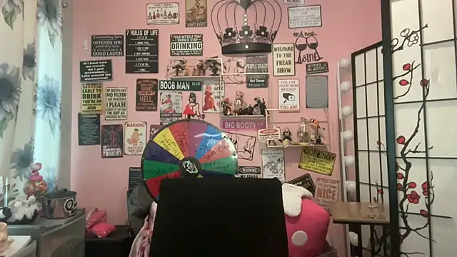 Snapshot of latinacubana chatting on February 2025 02:37:01 PM latinacubana online show from February 2025 02:37:01 PM