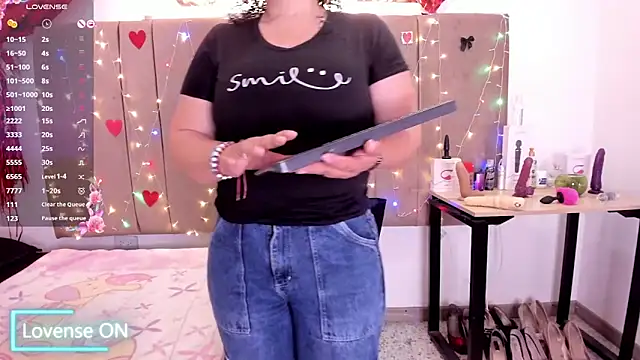 Zaly mature online show from November 2025 10:30:02 PM