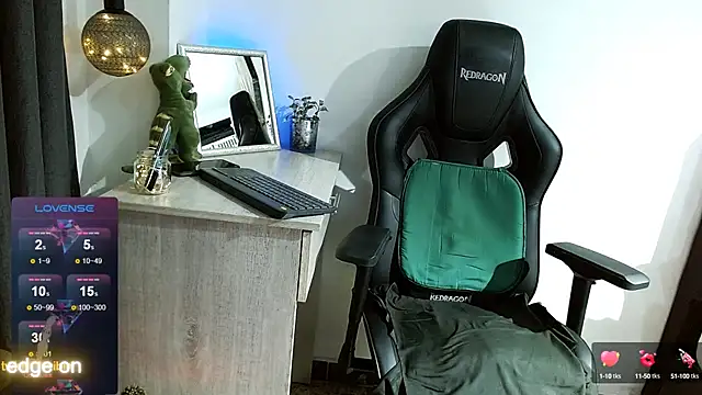 piter berlin online show from February 2025 11:04:01 PM