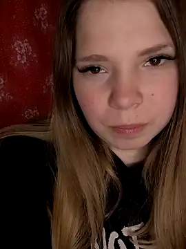 Snapshot of Zuli_Kiska chatting on February 2026 08:24:02 PM Zuli Kiska online show from February 2026 08:24:02 PM