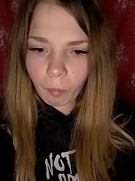 Snapshot of Zuli_Kiska chatting on February 2026 08:42:02 PM Zuli Kiska online show from February 2026 08:42:02 PM