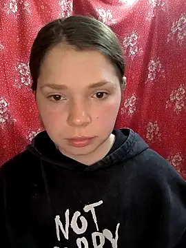 Zuli Kiska online show from April 2026 06:28:01 PM