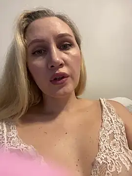 YourBlondee online show from February 2025 02:12:01 AM