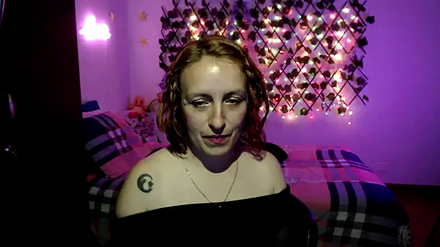 Snapshot of kittykalor09 chatting on February 2026 01:22:01 AM kittykalor09 online show from February 2026 01:22:01 AM