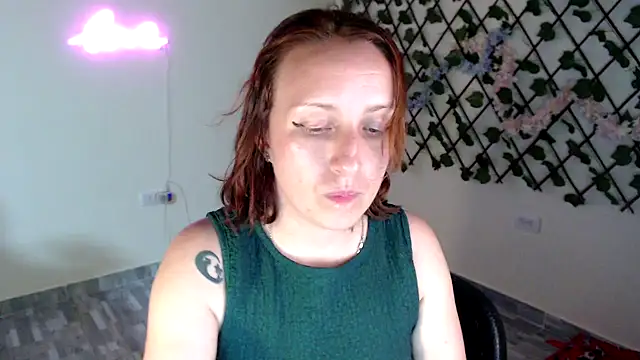 kittykalor09 online show from April 2026 11:27:02 PM