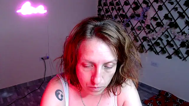 Snapshot of kittykalor09 chatting on April 2026 12:46:02 AM kittykalor09 online show from April 2026 12:46:02 AM