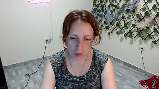 Snapshot of kittykalor09 chatting on April 2026 11:02:02 PM kittykalor09 online show from April 2026 11:02:02 PM
