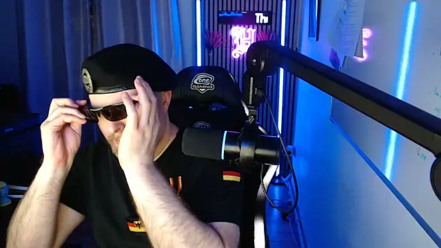 DerPornoPete online show from July 2026 10:24:02 PM