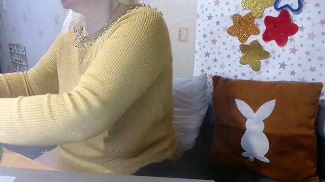 QueenLana online show from October 2025 10:30:01 AM