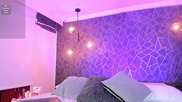 danaythamara1 online show from November 2025 09:36:02 PM