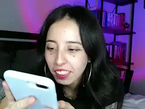 babyluna 8 8 online show from December 2024 12:05:01 AM