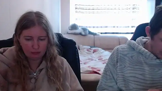 Snapshot of PeterAndJen chatting on February 2025 01:52:02 PM PeterAndJen online show from February 2025 01:52:02 PM